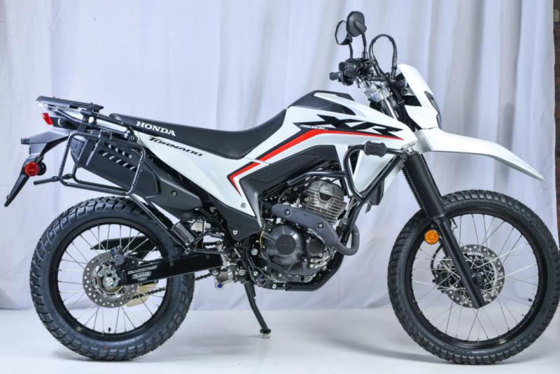 PORTA EQUIPAJE TRASERO PBI HONDA 300 TORNADO 2025