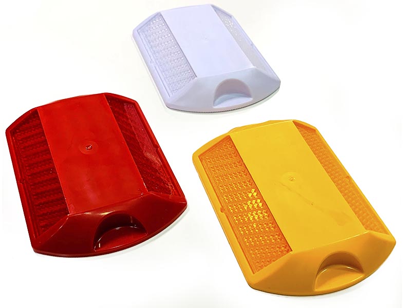 Tacha plastica Rectangular con ojo de gato Bidireccional. Medidas: 11,5cm x 8cm x 2cm - Roja ***NUEVO***