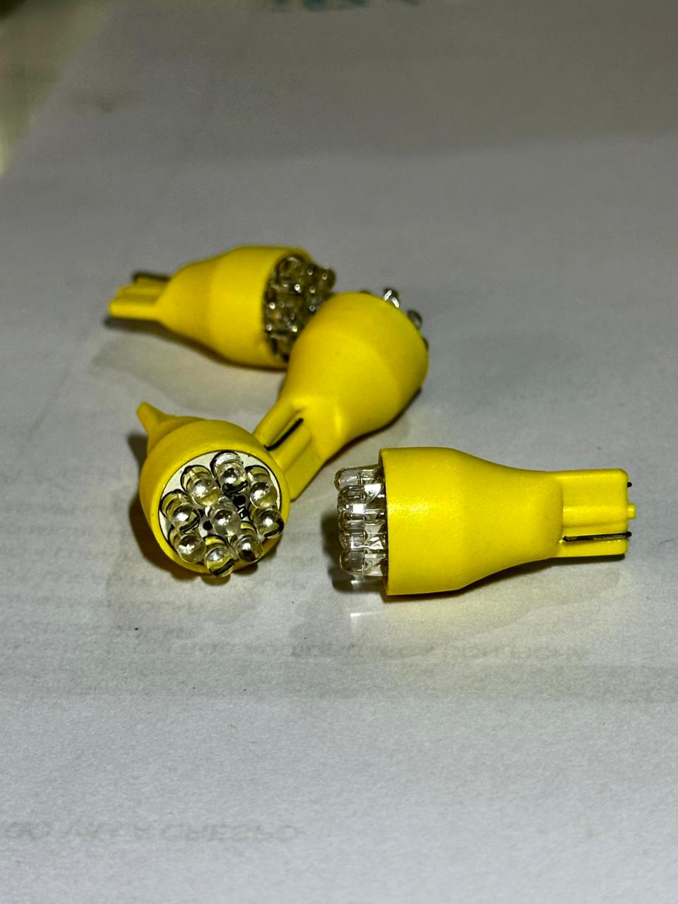 T10  1 POLO 9 LED TIPO FLOR