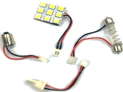 Imagen ilustrativa de PLAQUETA 9 LED SMD CON 3 ADAPTADORES
